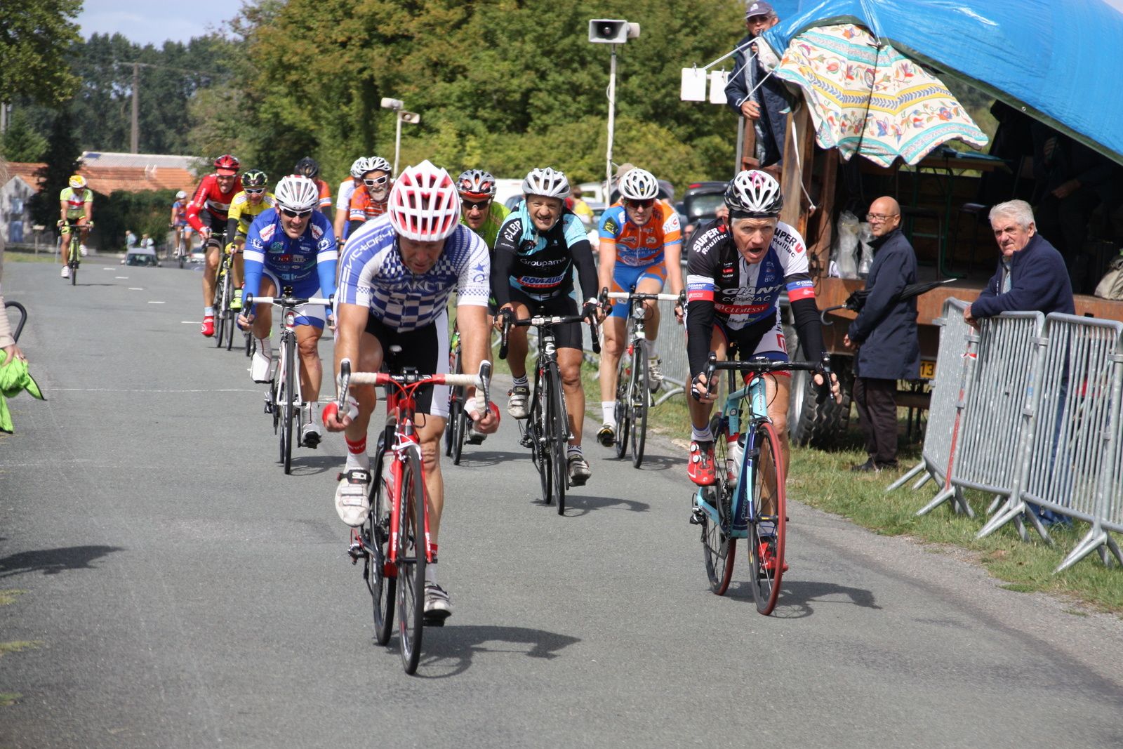 4e Didier PICHAUD, 5e Christian LABROUSSE(R Guataise), 6e Alain LEGROS(AC Limoges-Bussiere)