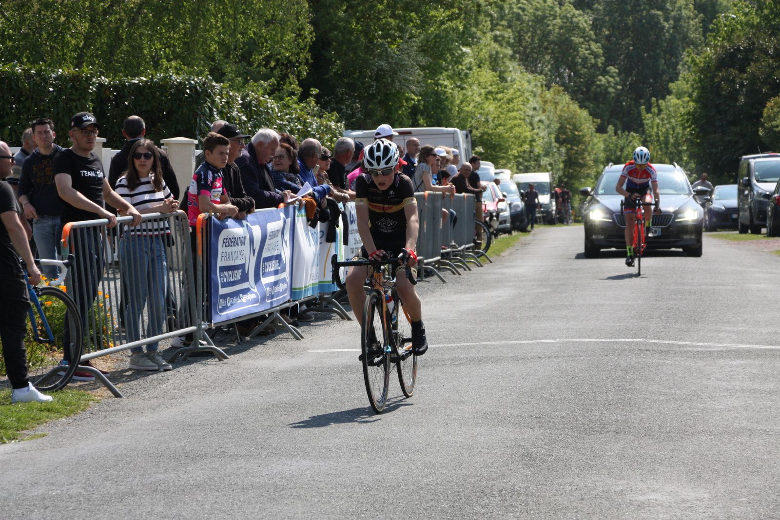 3e Quentin CLISSON (Angouléme VC), 4e Damien BLONDEL(VC Pays de Langon), 5e Paul CONOR(VC Rochefort), 6e Thomas FERNANDEZ(Angouléme VC), 7e Jean PREHAUD(VC Les Herbiers), 8e Julien BENOIT(VC Charente-Océan), 9e Lucas TROGER(P St Florent), 10e Lucas MARELLI BALANDIER(UA La Rochefoucault), 14e Julien CORDELOIS(VCCO), 17e Thomas BOUCHER(Côte de Beauté C), 19e Thibaut RAISON(Côte de Beauté C), 20e Mathéo BONNIN(CC Vervant).