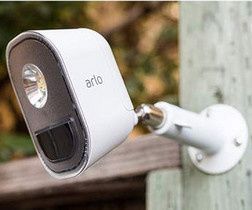 Arlo Security Light
