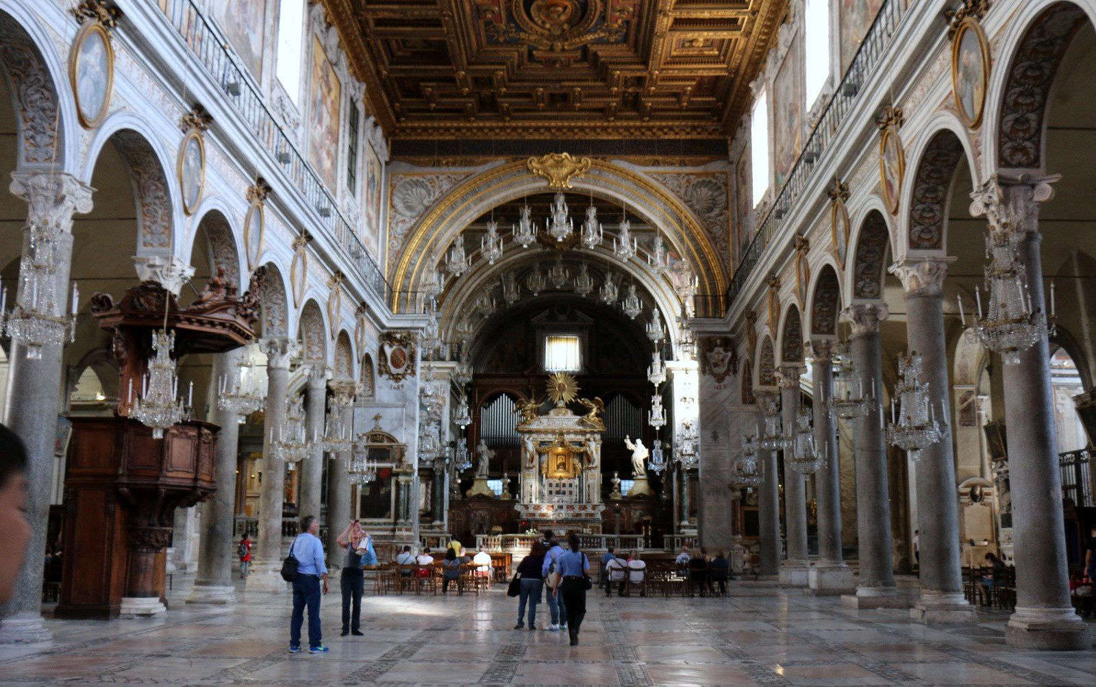 Basilique Santa Maria in Aracoeli (Rome)