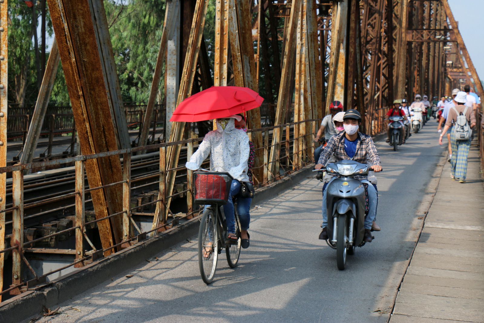 Le pont Long Biên (pont Paul Doumer), district de Hanoï