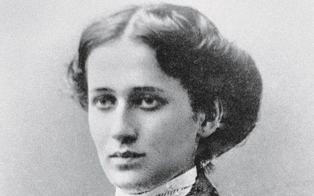 The Russian poet Anna Akhmatova, who had an affair with the painter Amedeo Modigliani