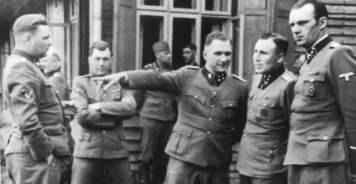 hitler rencontre louis de funes