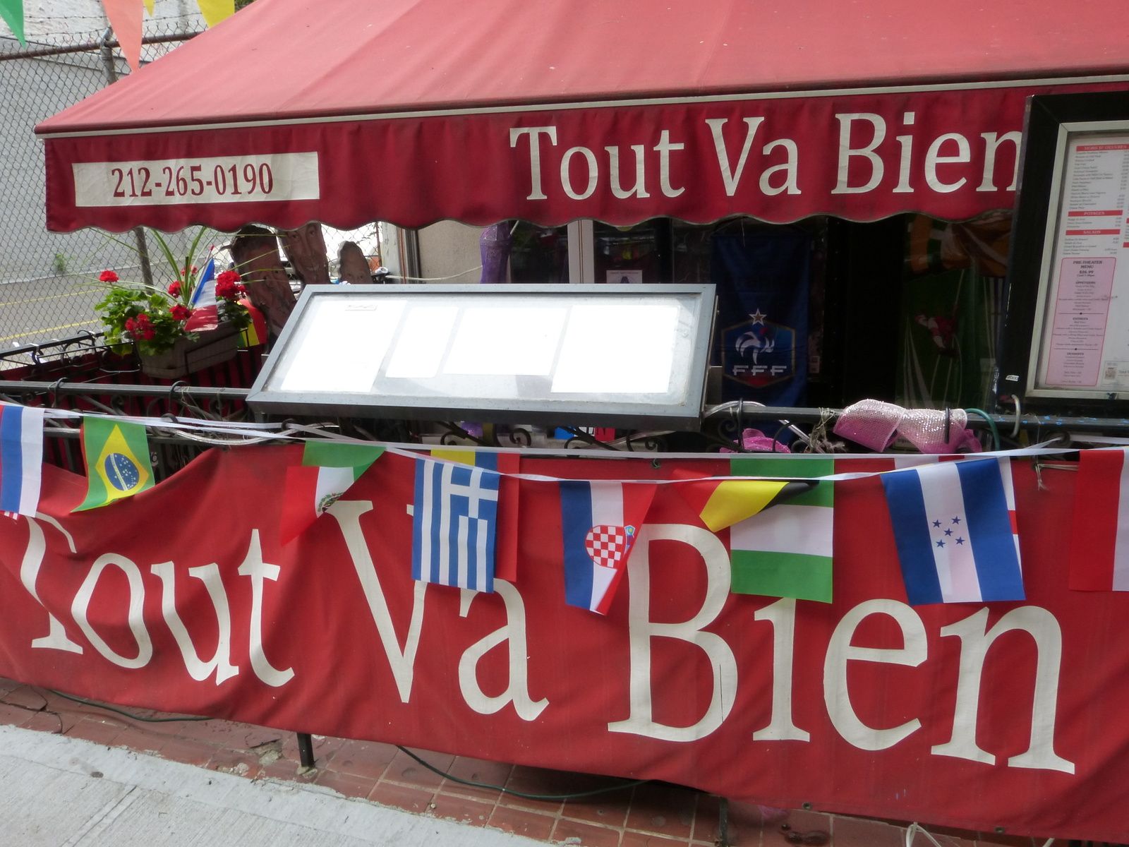 après ces quelques "clichés" montrant les aspects "démesurés" de cette cité , je consacrerai un prochain article aux aspects culturels exceptionnels des musées qui regorgent de richesses....