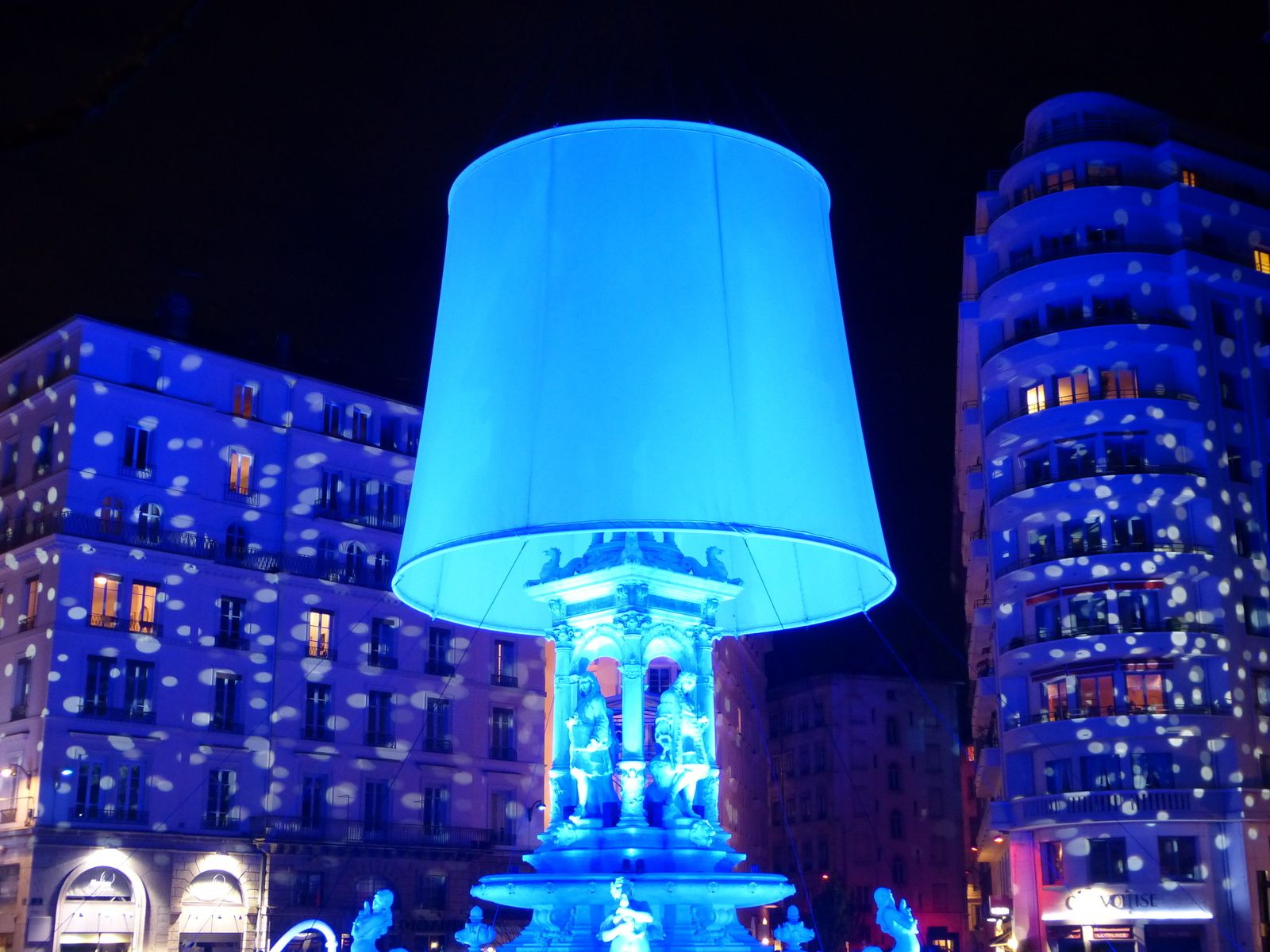 fête des lumières à Lyon (6,7,8 décembre 2014) au hasard des promenades....