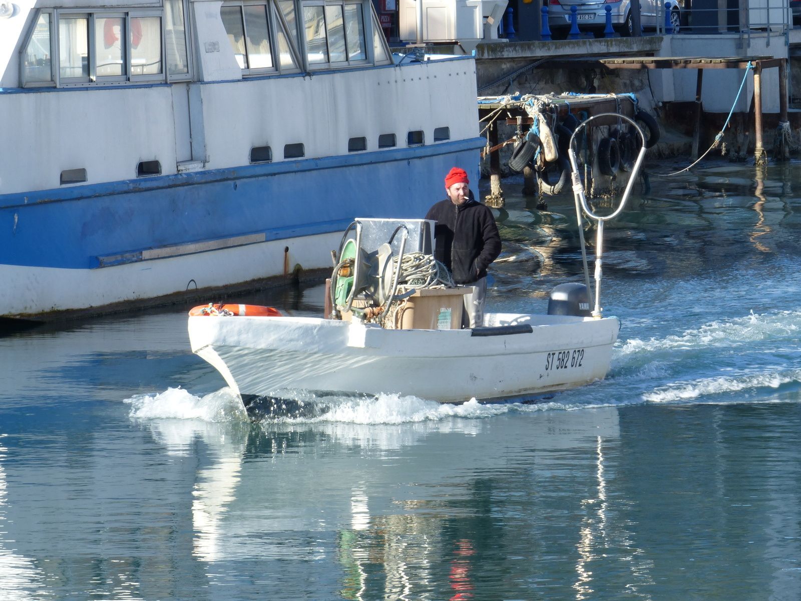 Merci à Nina pour son amitié, ses ballades dans AGDE et les environs et ses quelques photos jointes aux miennes....
