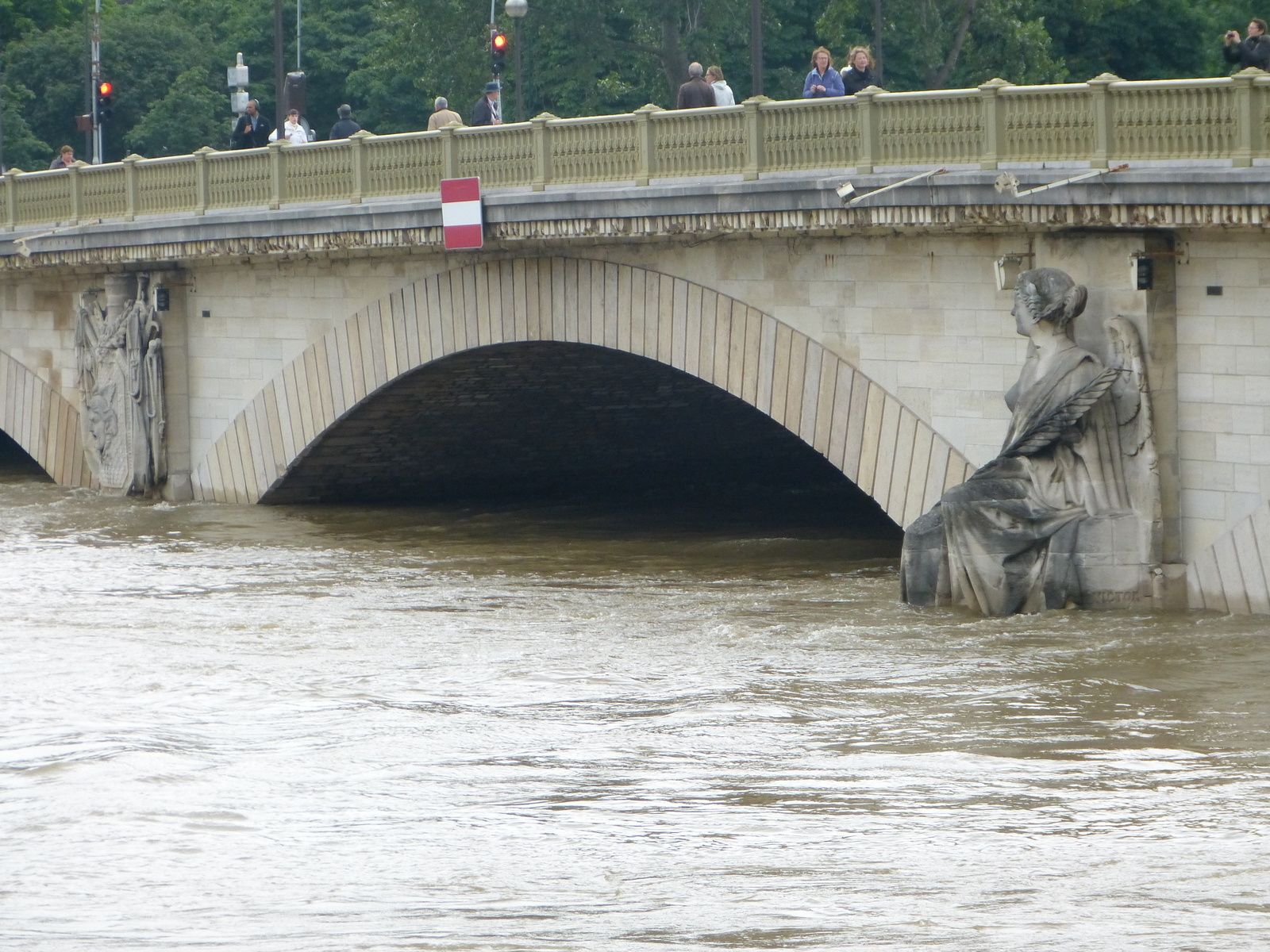 ou l'eusses tu "crue" ....à PARIS /04-06-2016
