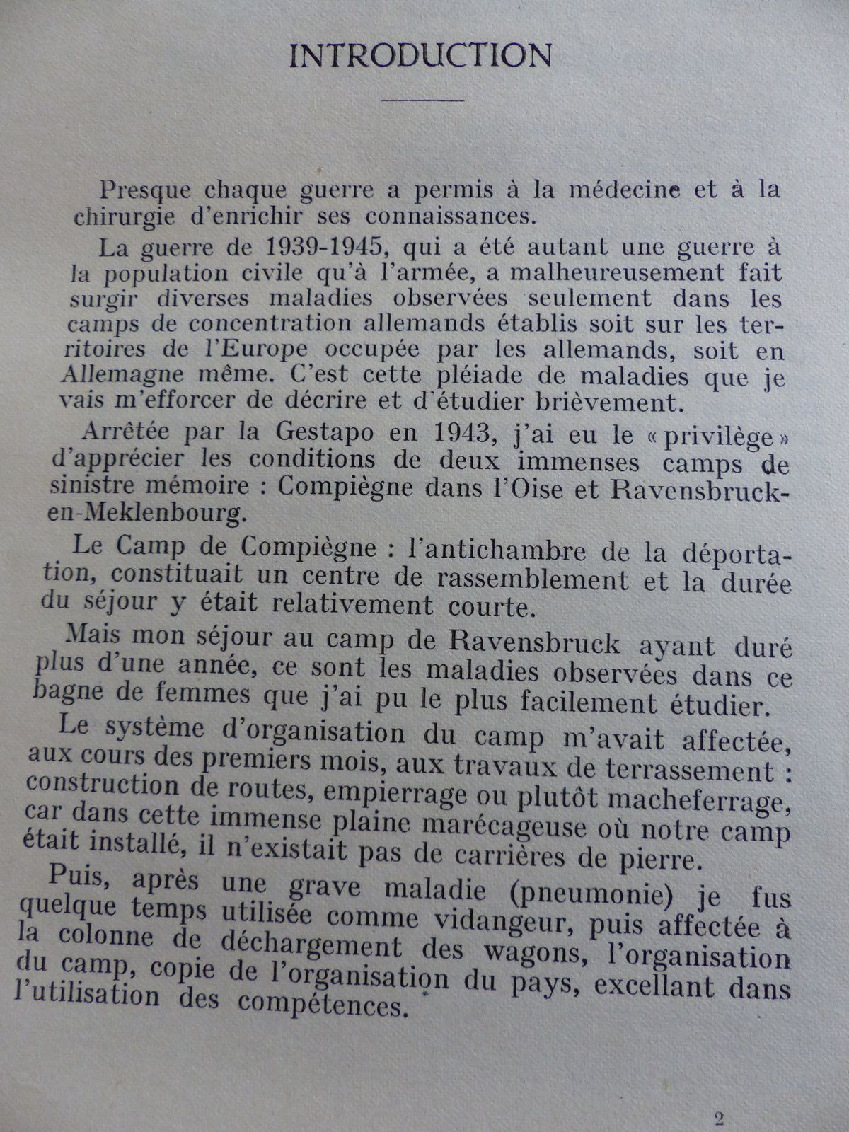 Grand mère de mes 2 filles ainées, résistante courageuse ,qui vécut en déportation avec E.Tillon,G.De Gaulle,et une quarantaine d'autres femmes célèbres ou non, qui toutes survécurent grâce à elle ,; médecin de l'impossible et  qui écrivit cet ouvrage à compte d'auteur, pour témoigner(dont ici les premières pages )....Moi , je n'ai pas oublié, ni tes petites filles.JFVC.