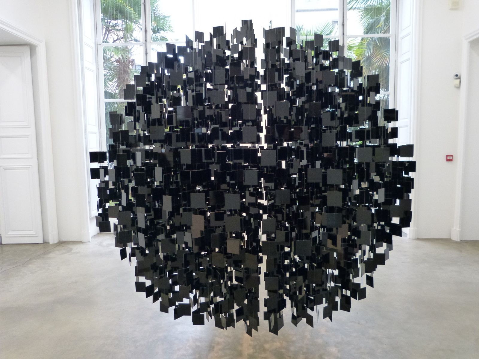 c'est à la Galerie Perrotin  / 76 Rue de Turenne / PARIS.75003....jusqu'au 23 décembre 2017 .