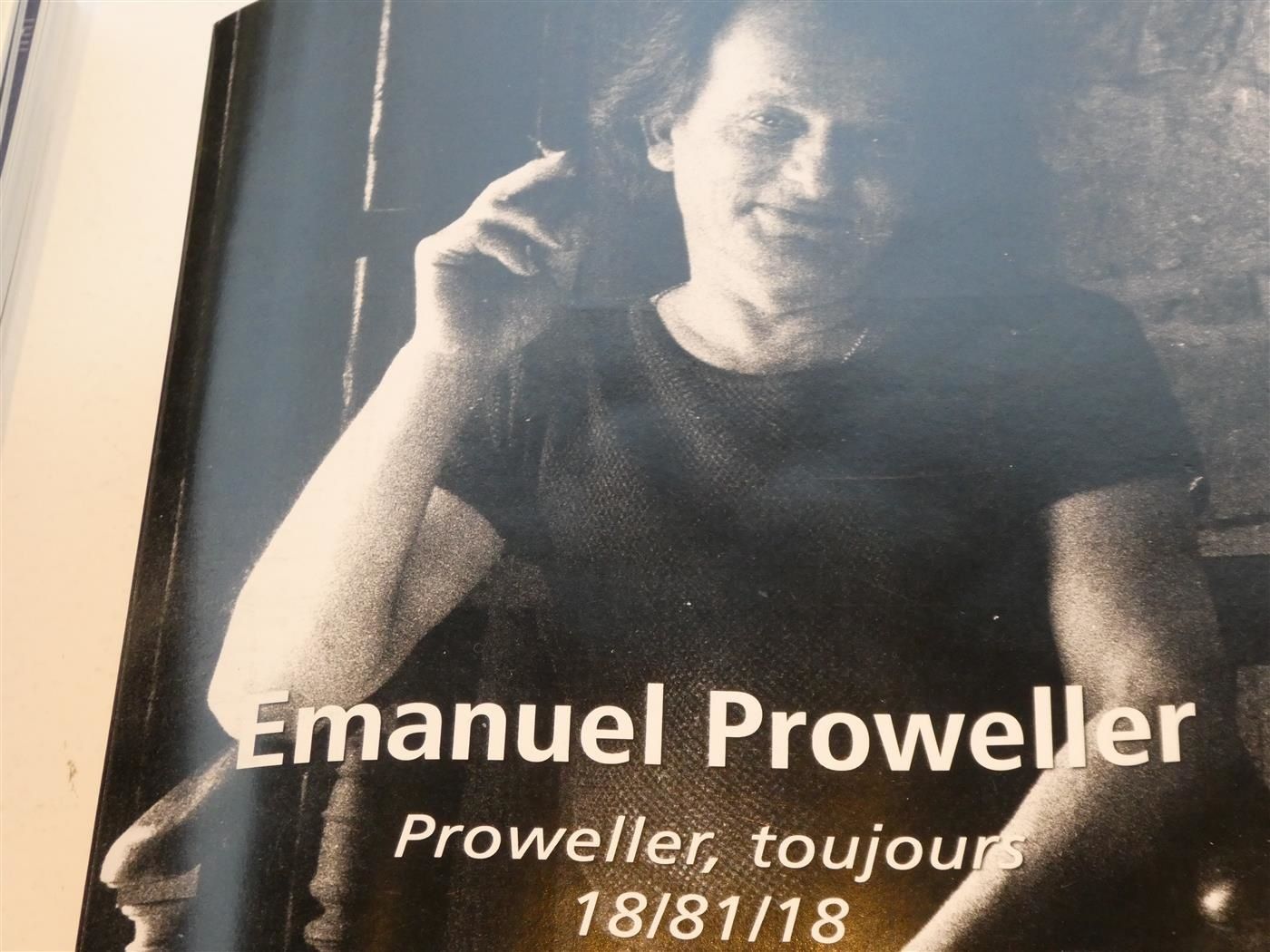 Nous voyons Elisabeth ,sa fille, sur le dernier cliché....à la Galerie CONVERGENCES 22 rue des Coutures St-Gervais 75003 Paris .s