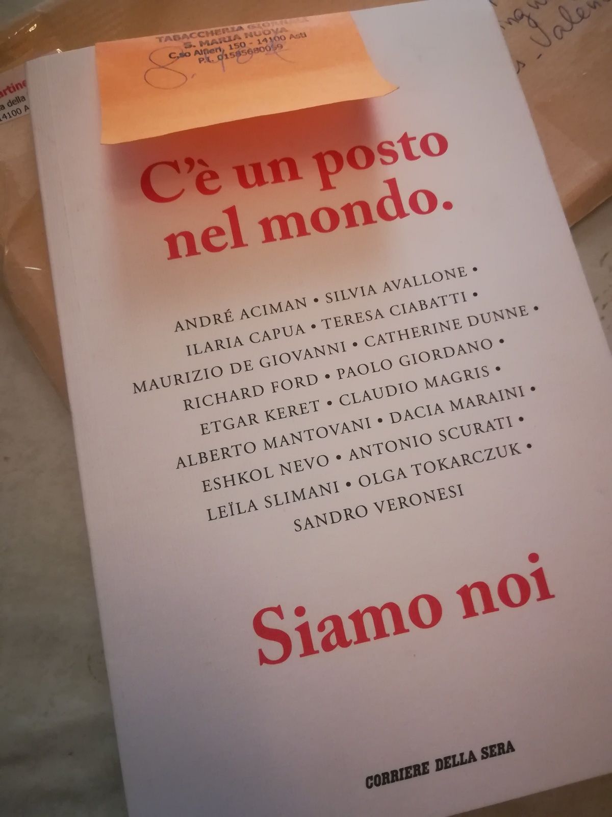 Il y a une place dans le monde. C'est la nôtre!