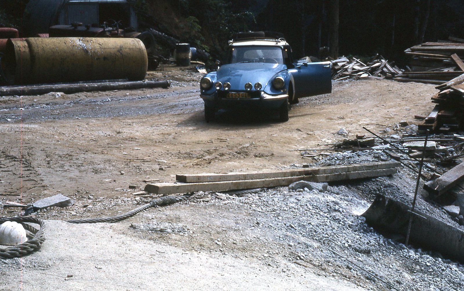 Avril 1972 : chutes de Kinguélé 