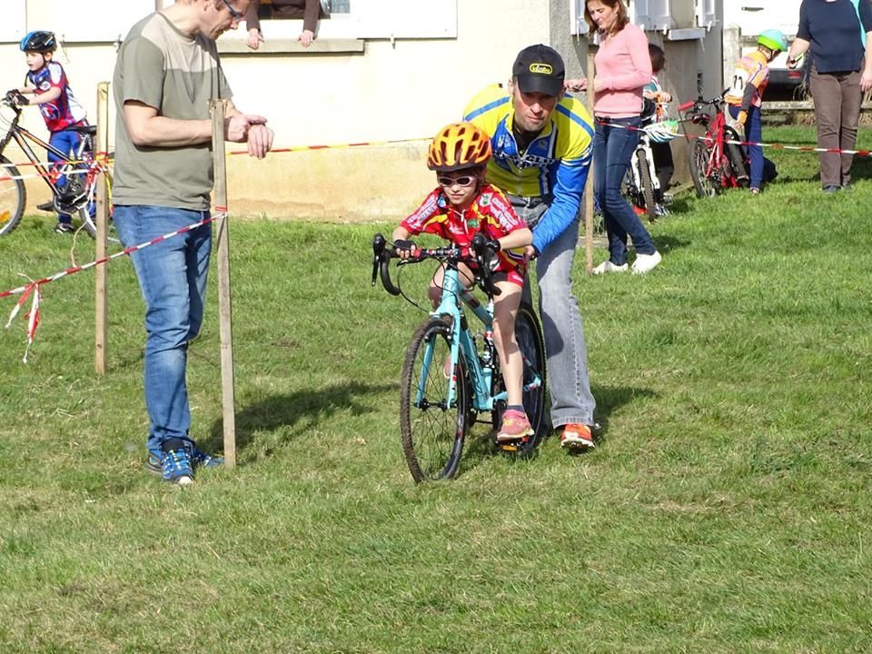 Album photos de la réunion école de cyclisme de La Ferrière sur Risle (27)