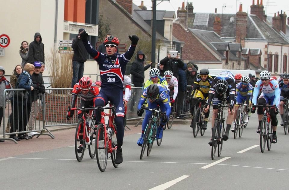 Les classements complets de la course 1, 2 et 3 de Bonneval (28)