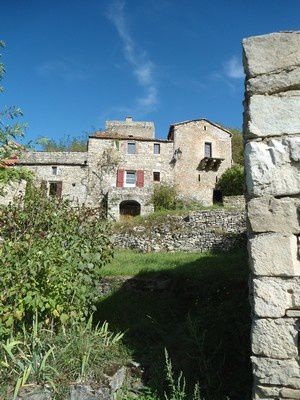 Auriac, Saint Rome de Tarn, 12490, Tarn, faïsses, châteaux, randos, village, troglodyte, village
