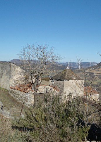 Luzençon Saint Georges chapelle Saint Martial antenne romane 1939 village 12100