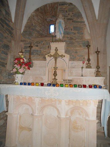 L’autel primitif de Plescamps était celui qui orne maintenant la chapelle seigneuriale