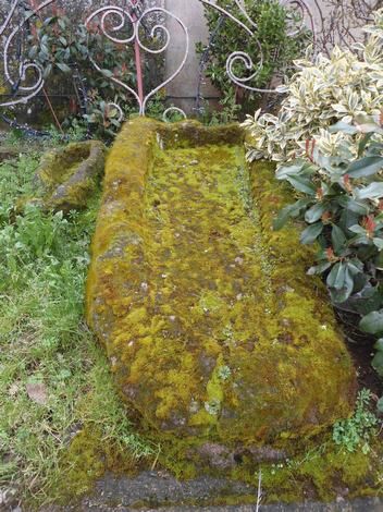 Salmanac, Vabres l’Abbaye, 12400, Sud Aveyron, église, sarcophages, Saint Privat, Jean Pujol, salmanacoise, illuminations, aqueduc, croix,
