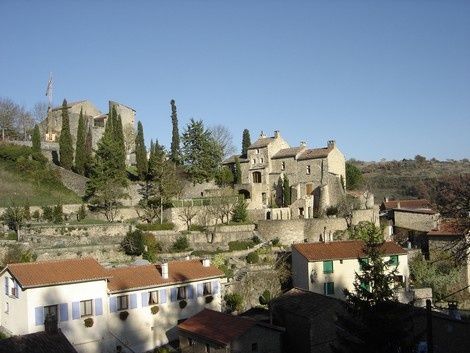 Les Chateaux De Saint Rome De Cernon 12490 Sud Aveyron Balades En Sud Aveyron Over Blog Com