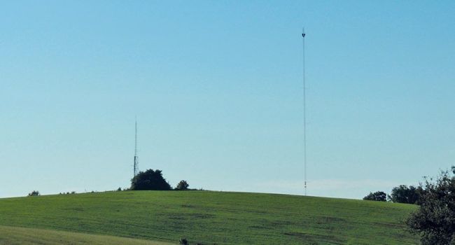 A Crassous, Un jour, un mât s’éleva à 80 m