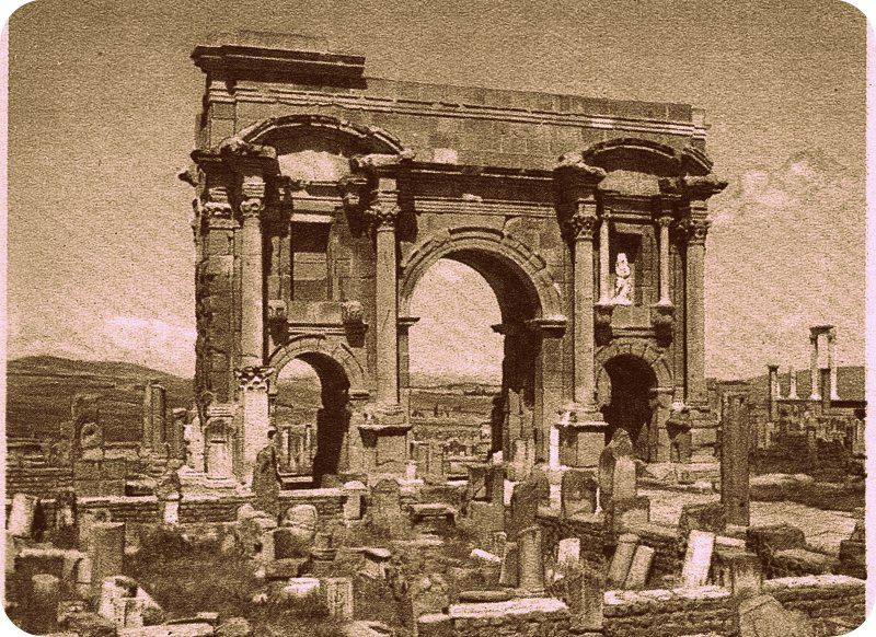 Arc de Trajan à Timgad