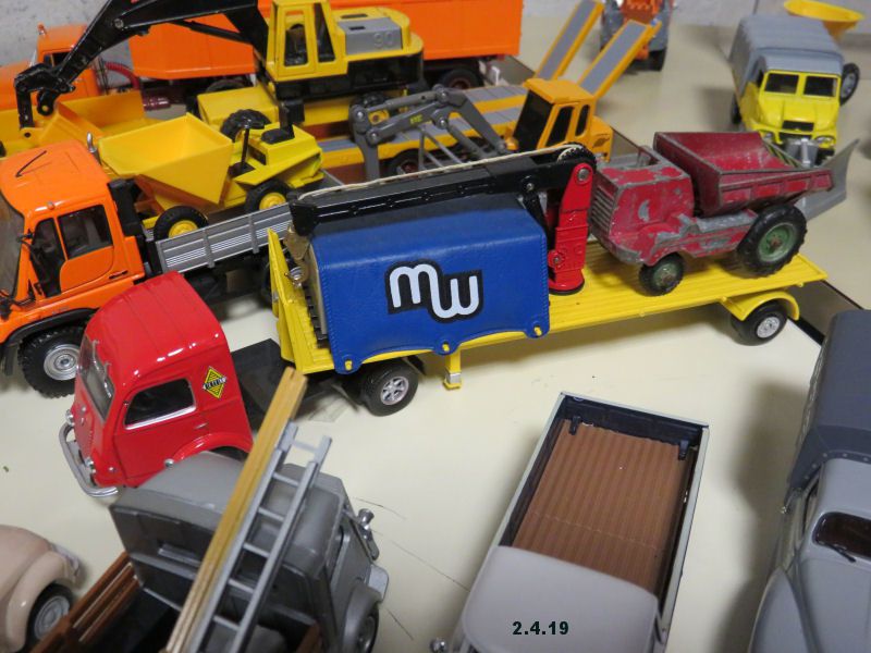  Les voitures et le bâtiment = les véhicules de chantier + les attelages (remorques, caravanes…).