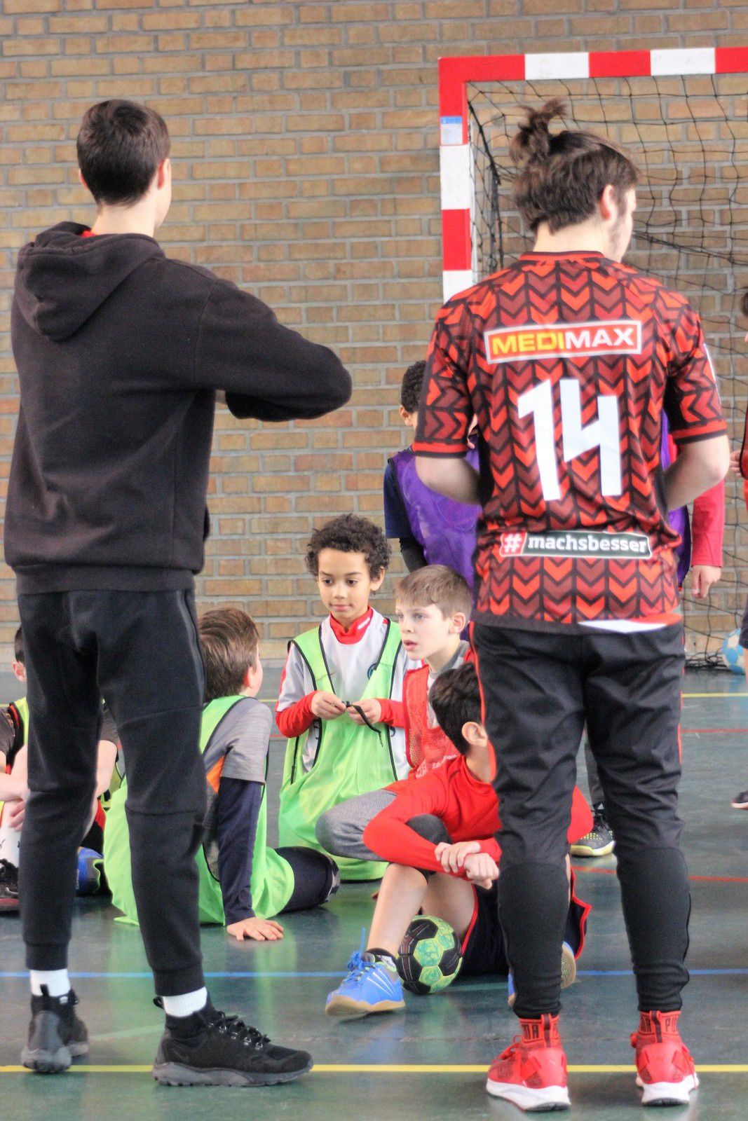 Mini-Stage "U11/U13" organisé par le SOR Handball et animé par Vincent, Anthony L et Maxence (Staff U11 du SOR HB).