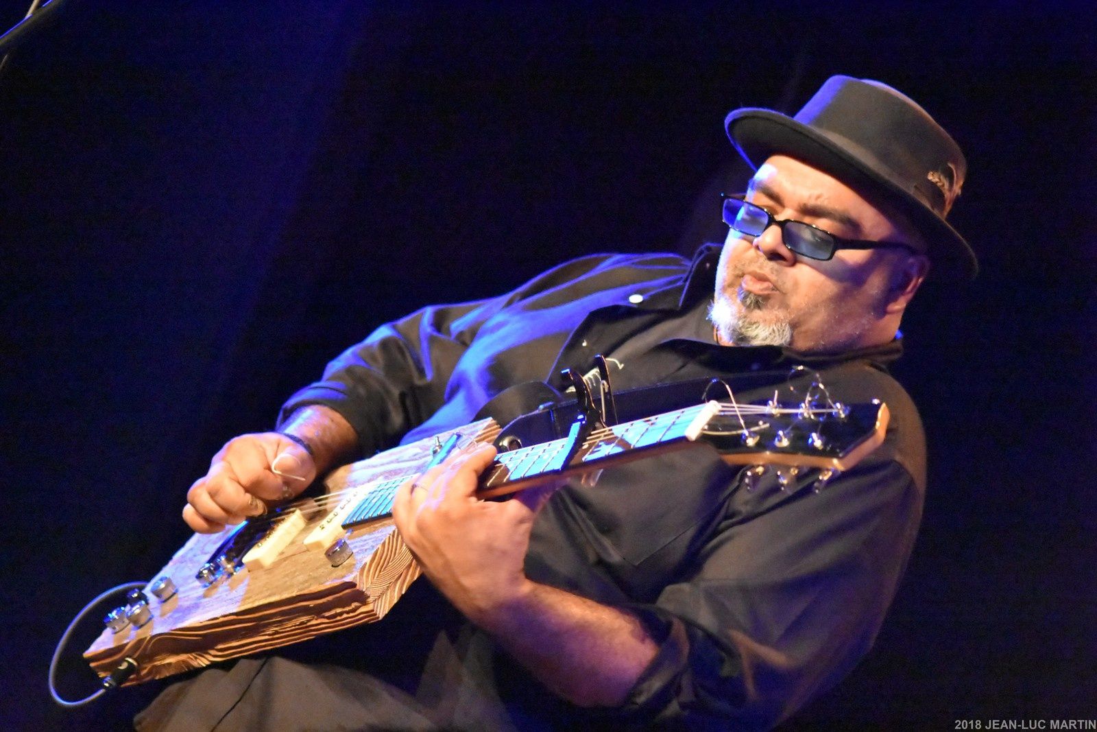 AUSTIN WALKING CANE A L'AZILE A LA ROCHELLE LE 15/11/2018 Le blog de