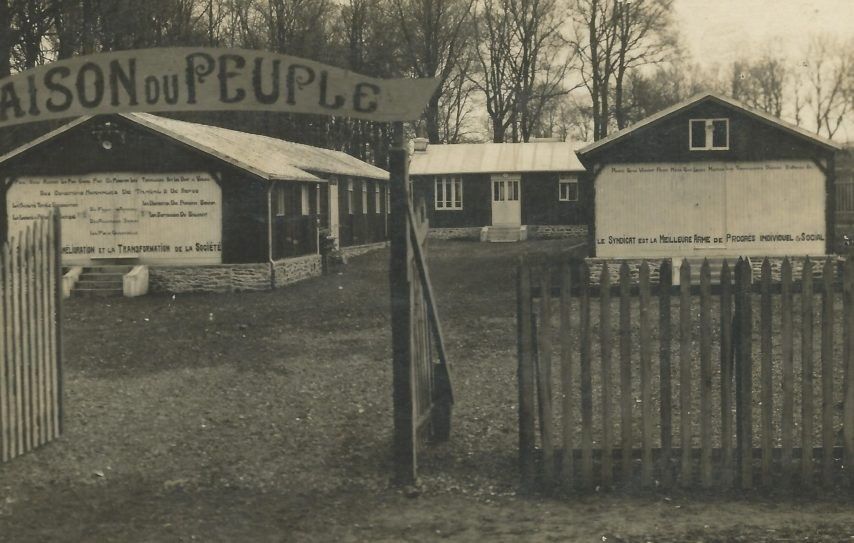 Maison du peuple…il n’y a pas de maison de la bourgeoisie, du clergé, de l’oligarchie, etc. Donc seul le peuple conserve tous les moyens de sa généreuse hospitalité !