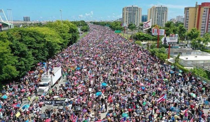 Manif de masse du 23 juillet à San Juan Porto Rico : les USA perdent toujours plus d’hégémonie…régionale (soit en Amérique centrale et du Sud)…