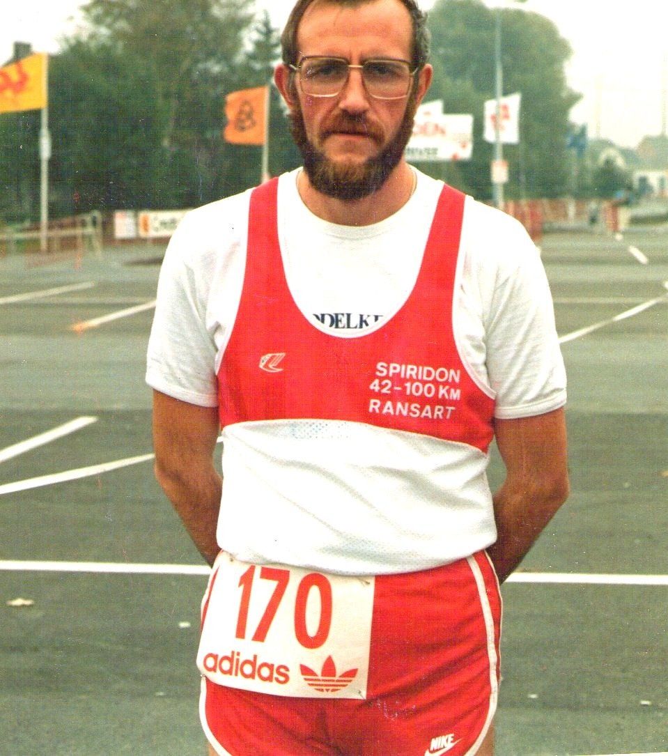 Une vie de sports , (la mienne) Debut La Marche: en 1973 ( 20 km dans ma commune sur un pari ) puis 3 semaines apres Championnat Europe Marche a Pespinster 50 km, tout cela en n'ayant fait aucun sport avant, pui passé sur les longues distances 100 km, 24H etc fondateur du club Spiridon IAUBF, & passage a la courses a pied ( terminé 120 x Marathons (avec 42km de Berlin, Paris, Bruxelles, Albi, etc), 40x 100 km (avec Millau, Belves, Montlucon, plusieurs Championnat de France) 24 H de Biarritz, Gap, Jabbeke Suite a un accident sportif en 1984 ( renversé par un chauffard 42 km au Canada  Chicoutimi)  passé peu a peu au VTT( 3x Paris-Roubaix) & Cyclosportives Masters surtout en France avec 8 ans au Velo Club La Pomme MARSEILLE ( + de 106.500 km a pied & 120.000 km Velo   Maintenant, suite probl