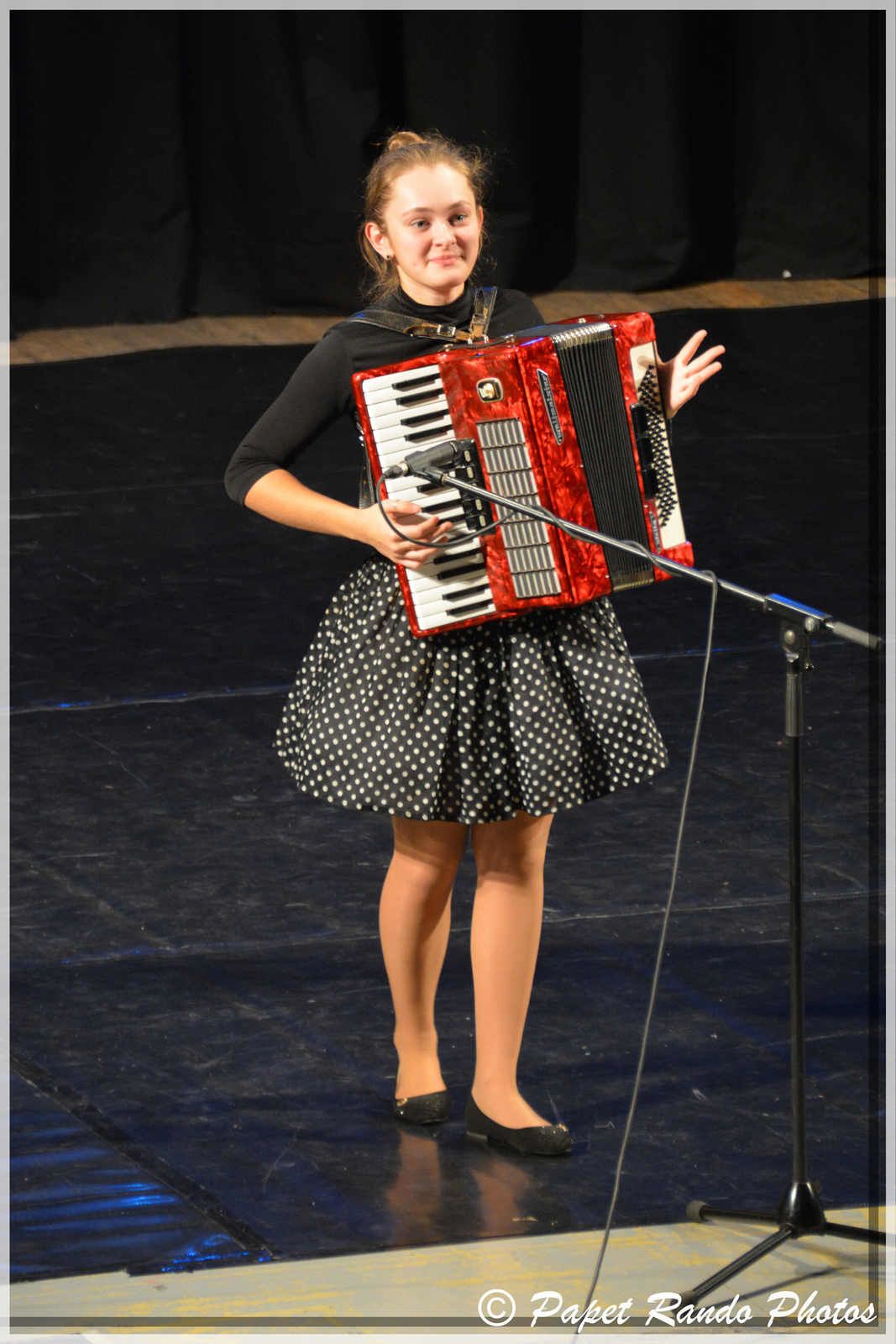 Toujours trés beau le Folklore, venu en  Wallonie, grace a asbl A.R.R.E.T. (accueil des enfants de Tchernobyl)  BRAVO, MERCI pour leur ART & TRADITION 
