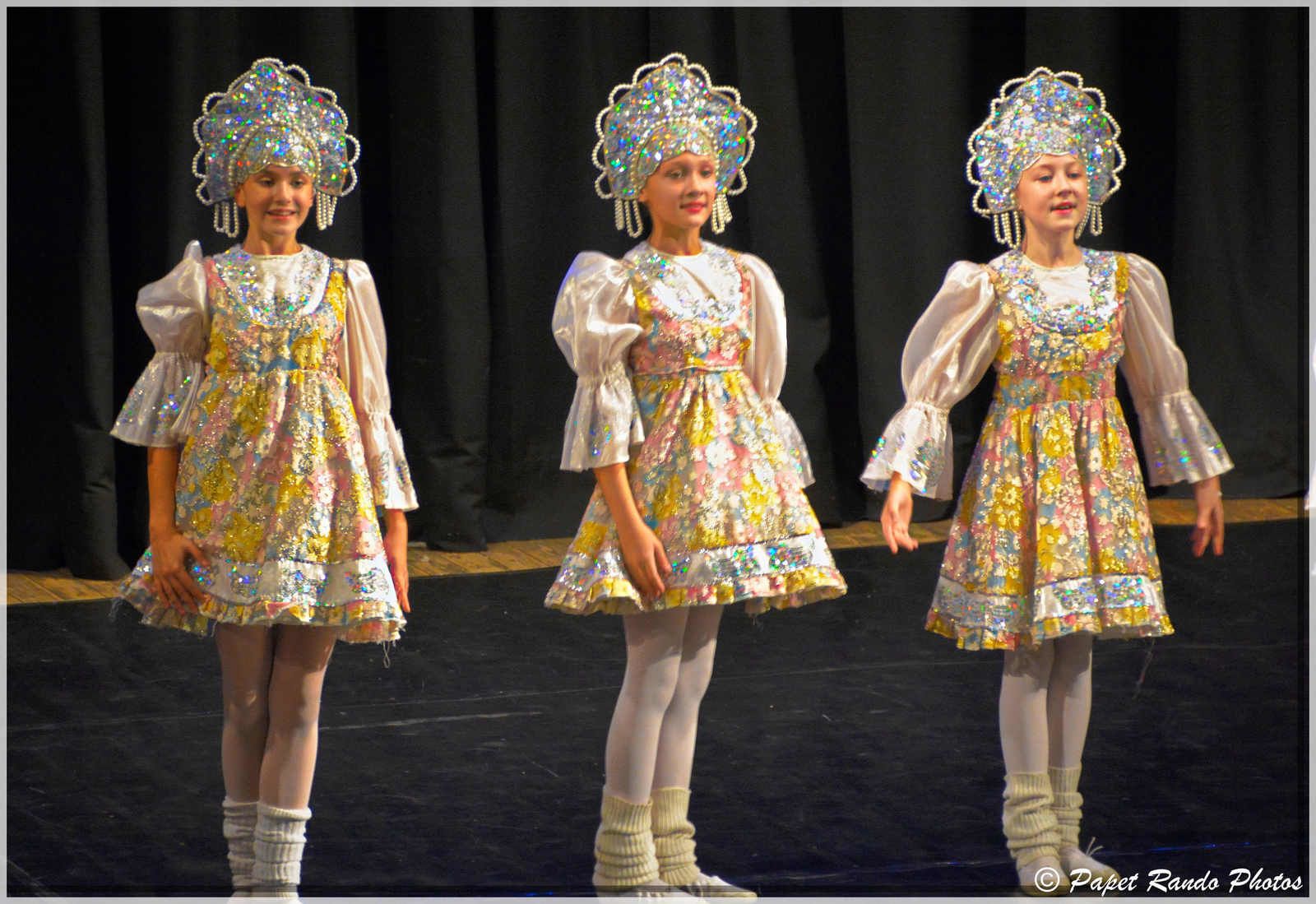 Toujours trés beau le Folklore, venu en  Wallonie, grace a asbl A.R.R.E.T. (accueil des enfants de Tchernobyl)  BRAVO, MERCI pour leur ART & TRADITION 