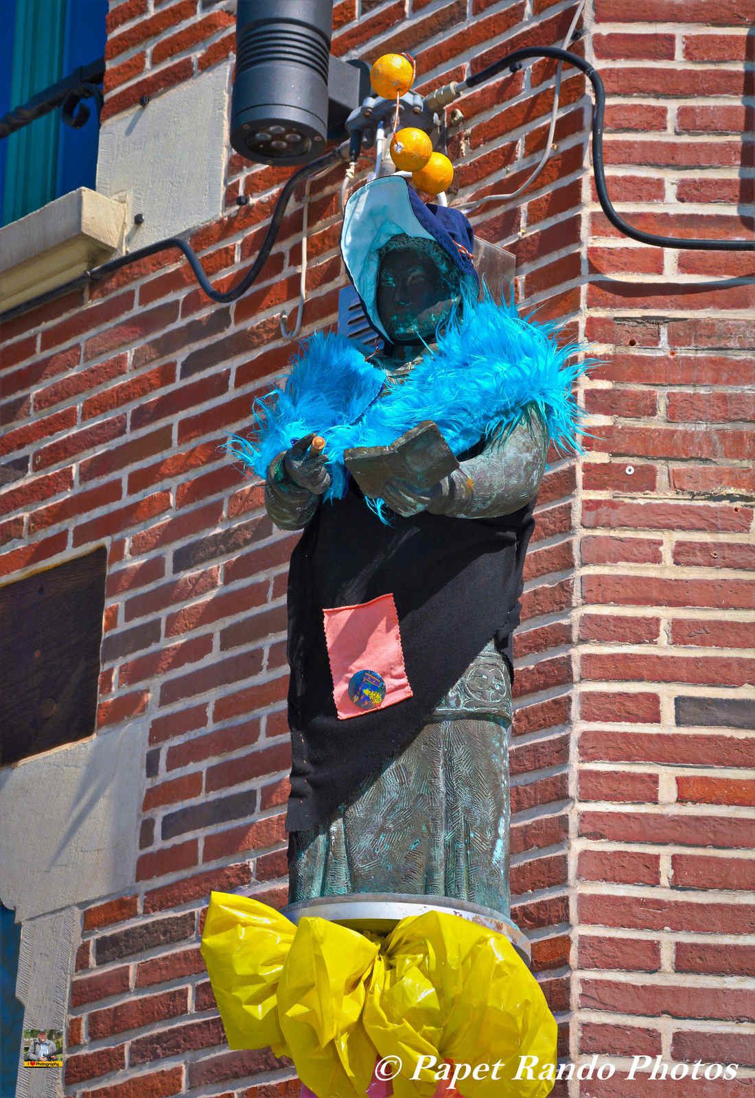 Un Carnaval a voir, avec une Bonne Ambiance, le point fort pour moi, des participants extra, sympa, ( pas toujours le cas, car a des endroits certains ont la grosse tete) un vrai plaisir pour les photographes MERCI  