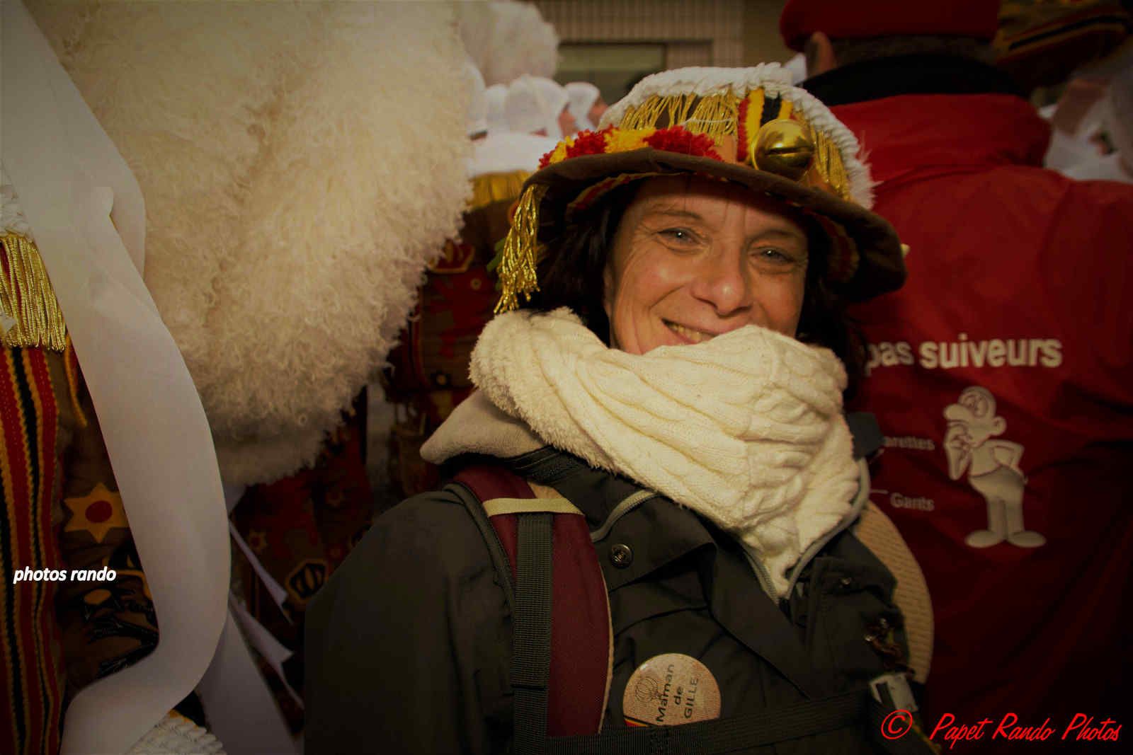 Les Rois du Carnaval ( 2e Cortége) avec 9 groupes de Gilles & 1 groupe de Paysannes, des vrais Gilles dans la vrai tradition  de ce beau Floklore de chez nous, aussi une organisation au TOP il n'y a jamais plus de 30 metres entre deux groupes BRAVO, en plus ici personne, hors des groupes MERCI pour les spectateurs  