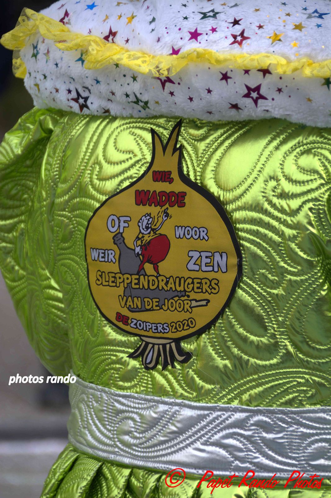 Une cavalcade 5 etoiles, avec des groupes 4 coins de la Belgique, France, & du Monde ( 22 groupes) avec une organisation au TOP comme chaque année 