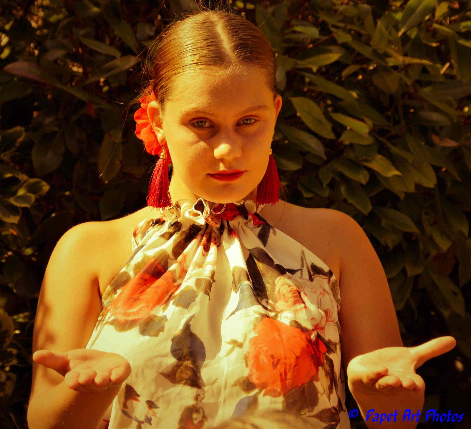 Duende de Flamenco en balade a Mons, Grand Place,  au Jardin du Mayeur a Mons, sous soleil