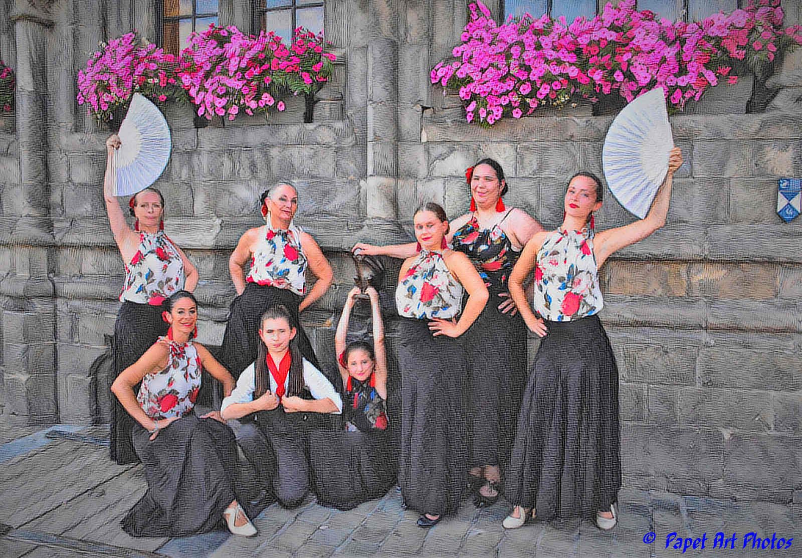 Duende de Flamenco en balade a Mons, Grand Place,  au Jardin du Mayeur a Mons, sous soleil