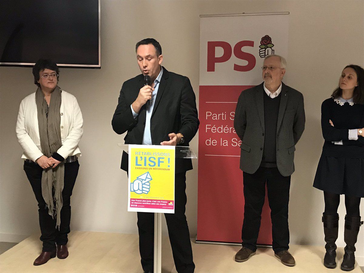 25 janvier : Thierry COZIC présente les vœux du PS Sarthois. Une Fédération rassemblée et décidée à faire entendre sa voix en France et en Europe. Entre Macron et Mélenchon, les Socialistes peuvent et doivent incarner de nouvelles propositions, une vraie alternative.