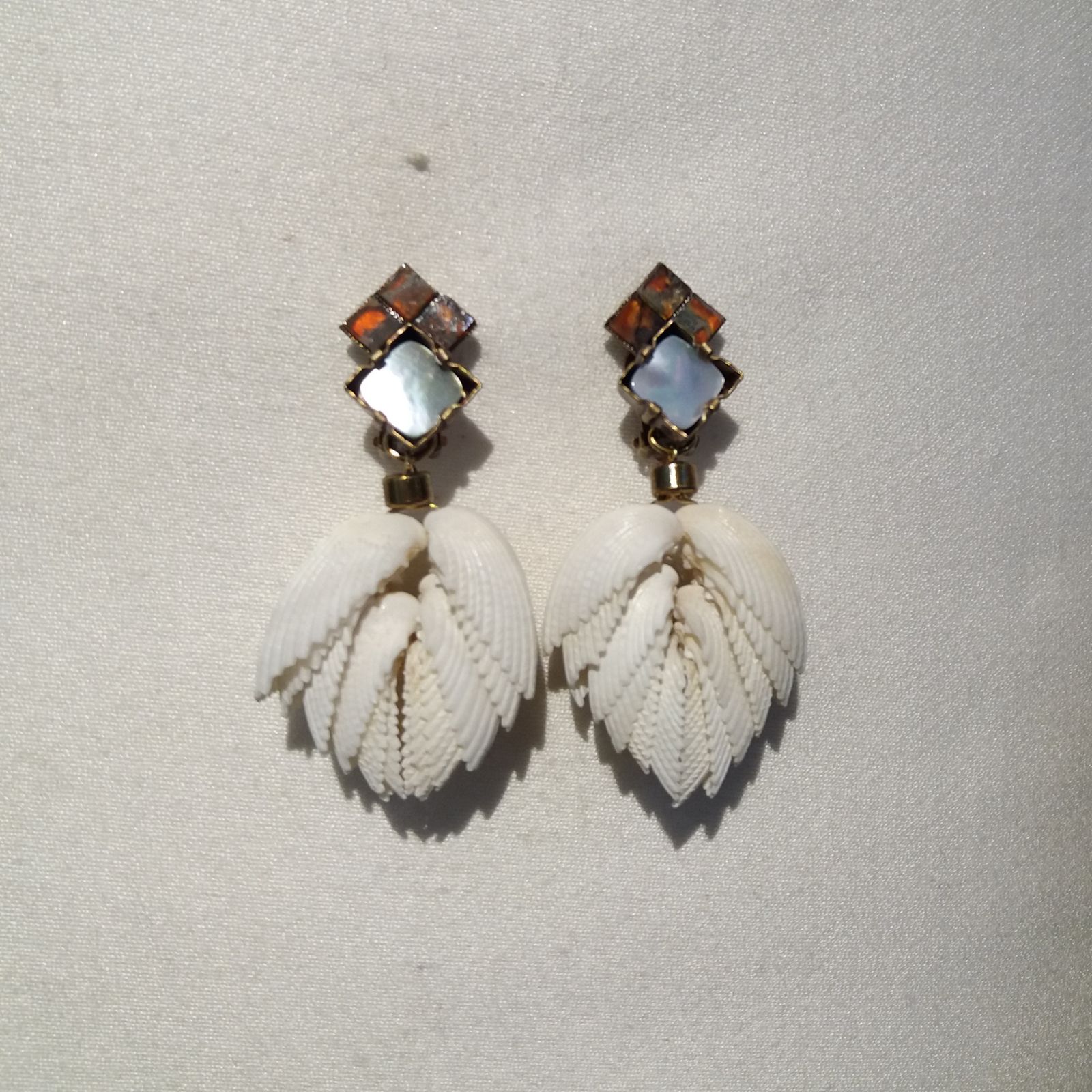 Boucles d'oreilles clips bijoux de créateur Paris 