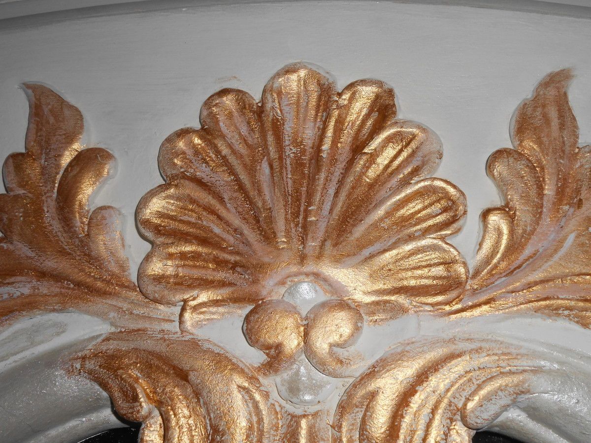 RELOOKING sur meubles, sièges, objets, encadrements, meubles de jardin et  terrasse - Tapissier Décorateur Ebénisterie d'Art H. Garelli - Du Passé au  Présent - Décoratrice d'intérieur - Meubles Peints - Restauration -