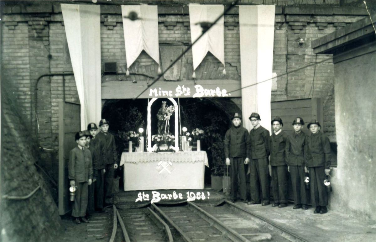 Livre de Roland SEBBEN - ALGRANGE Cité aux 4 mines - La main d'oeuvre-La sainte-Barbe-Les mouvements sociaux dans les mines (7)