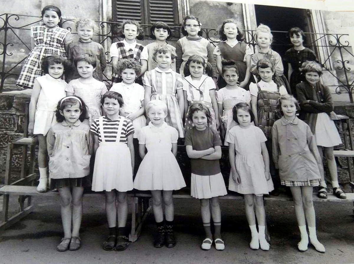 Année scolaire 1967 - 1968 Classe de Cours .........