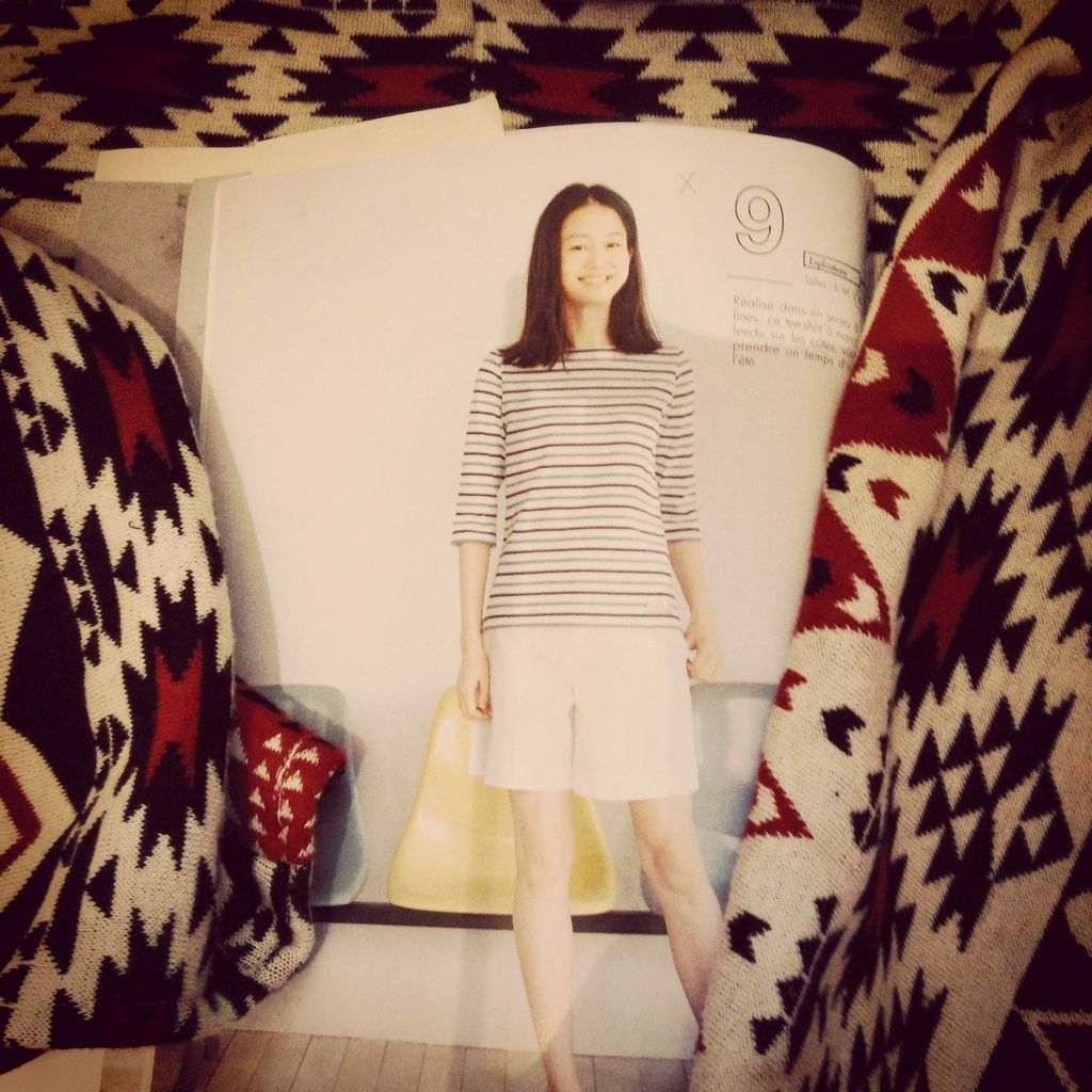 Cartes postales de vacances, couture effrenée, laine chaude sous canicule et petites bouffes simples et vraies