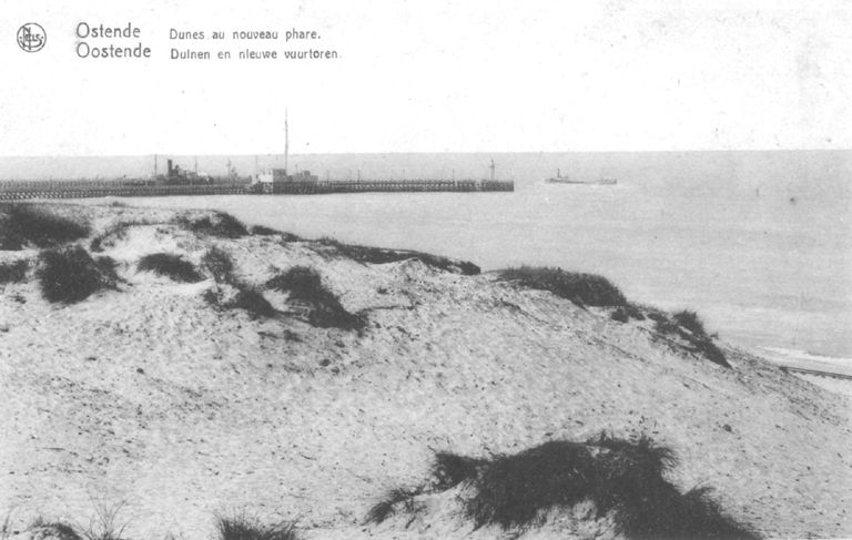 Le 147 dans le sable.  Ob_02de40_dunes-a-ostende