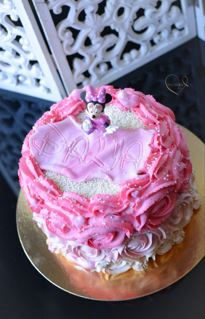 De la douceur et de l exotisme avec ce cake design tout en dégradé facon rose cake