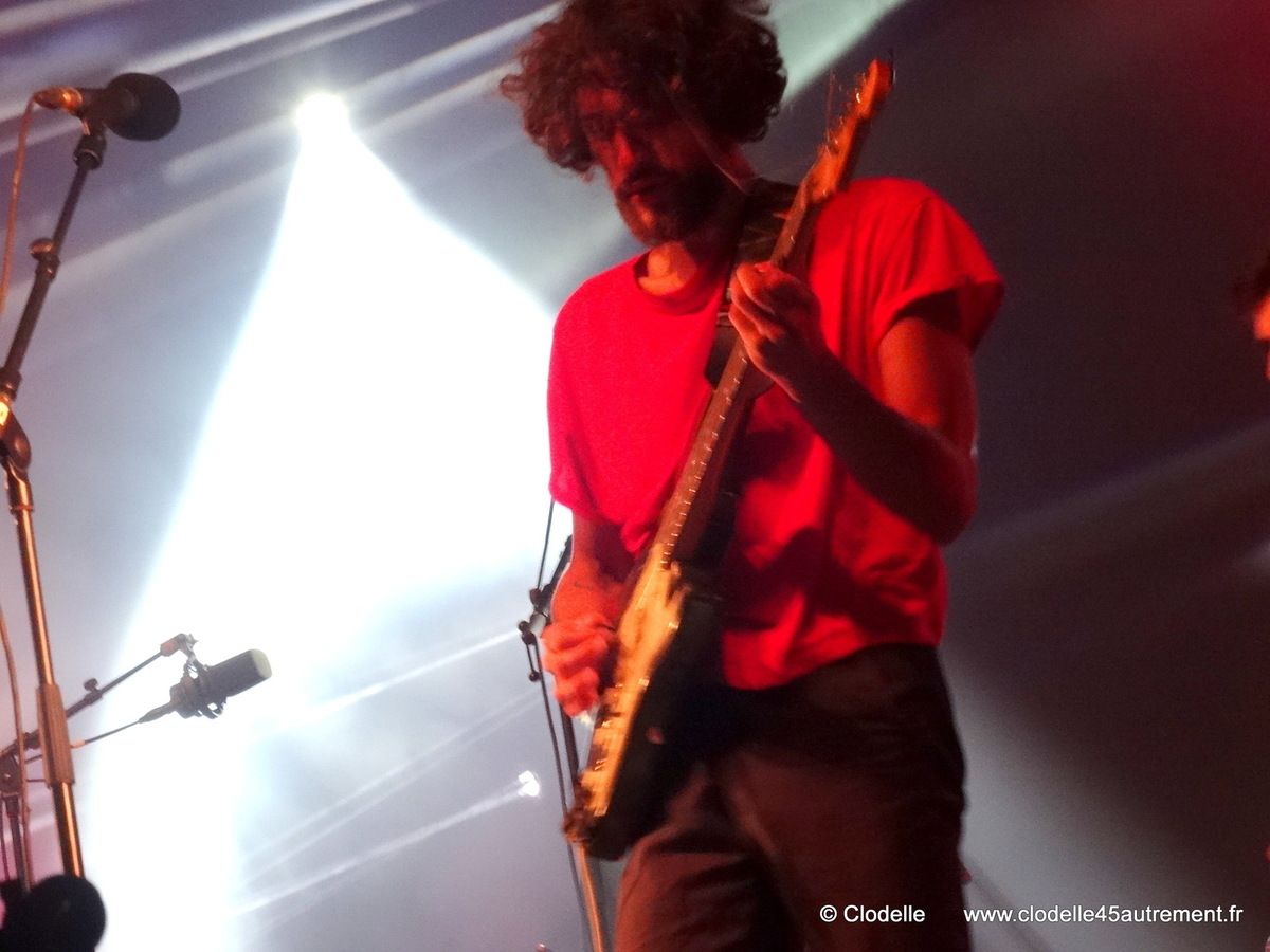  IMAGES DE HANGAR en concert au Festival Le Grand Unisson 2014 VIVRE