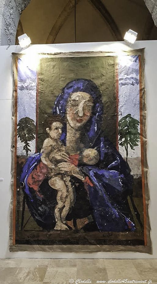 CHARLOTTE DE MAUPEOU : Émotions colorées et respectueuse insolence à la Collégiale St Pierre le Puellier d' Orléans