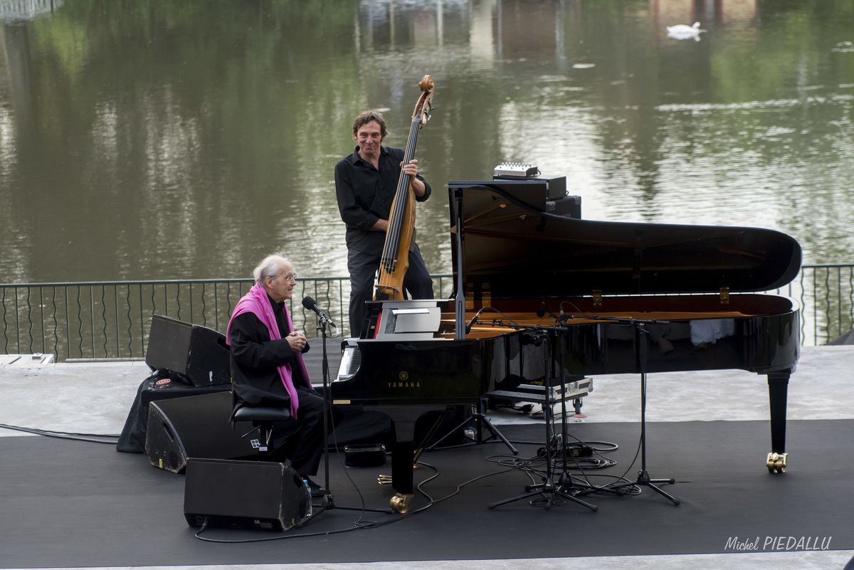 MICHEL LEGRAND au Théâtre de Verdure d’Olivet sous l'objectif de Michel Piedallu