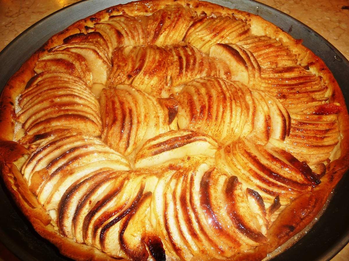 Tarte fine aux pommes - Les recettes de Virginie
